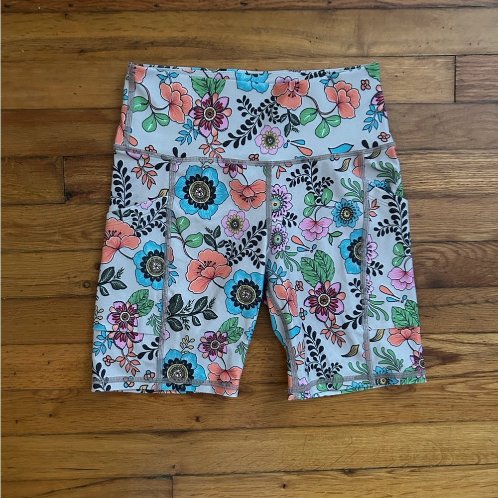 BECCA Floral Pattern Biker Shorts #11